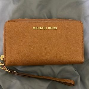 Brown Michael Kors wallet wristlet
